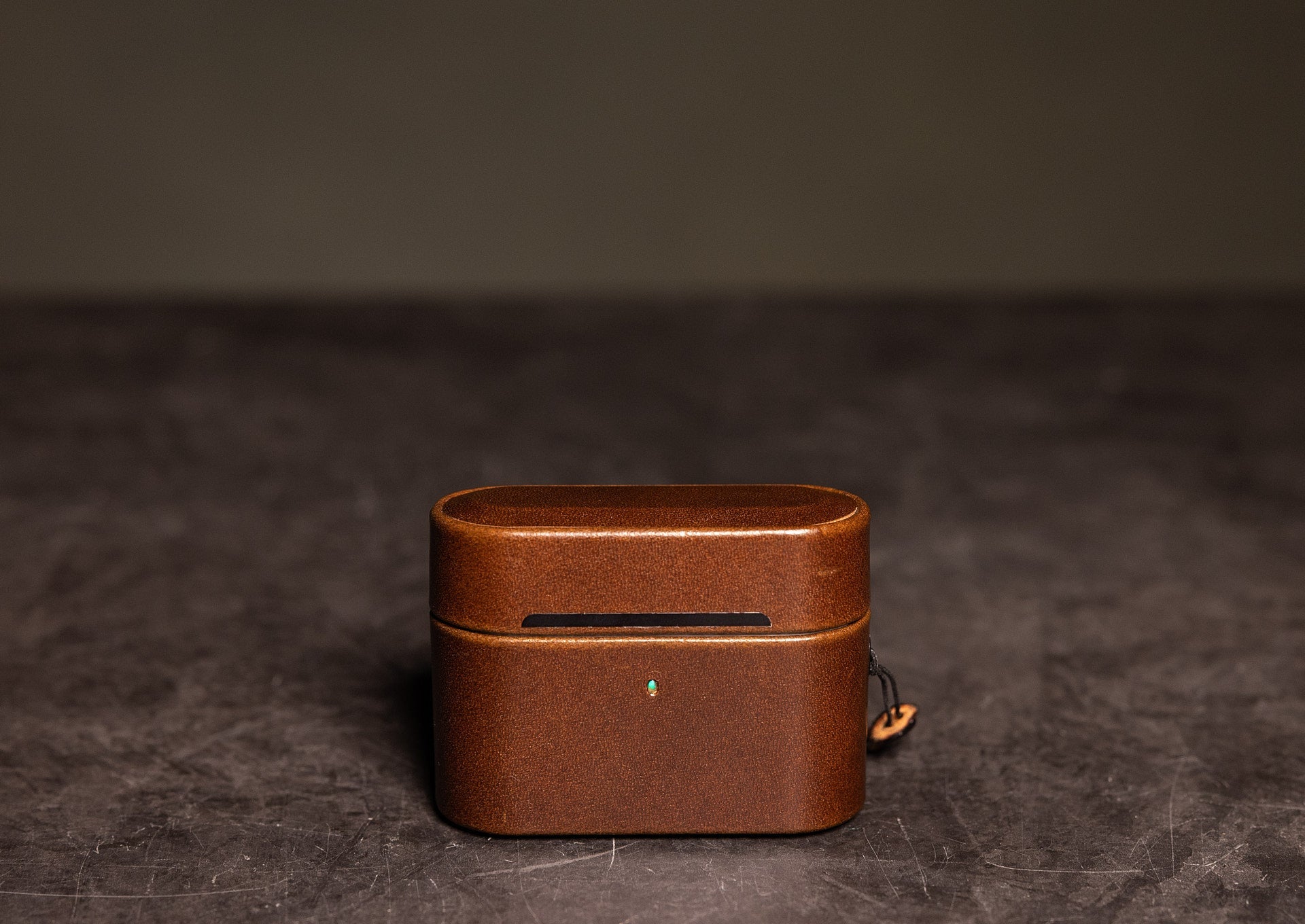 AirPods Pro (2nd Generation) Leather Case Saddle Brown