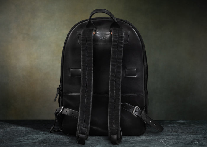 LEATHER BACKPACK WITH BUCKLE - Black